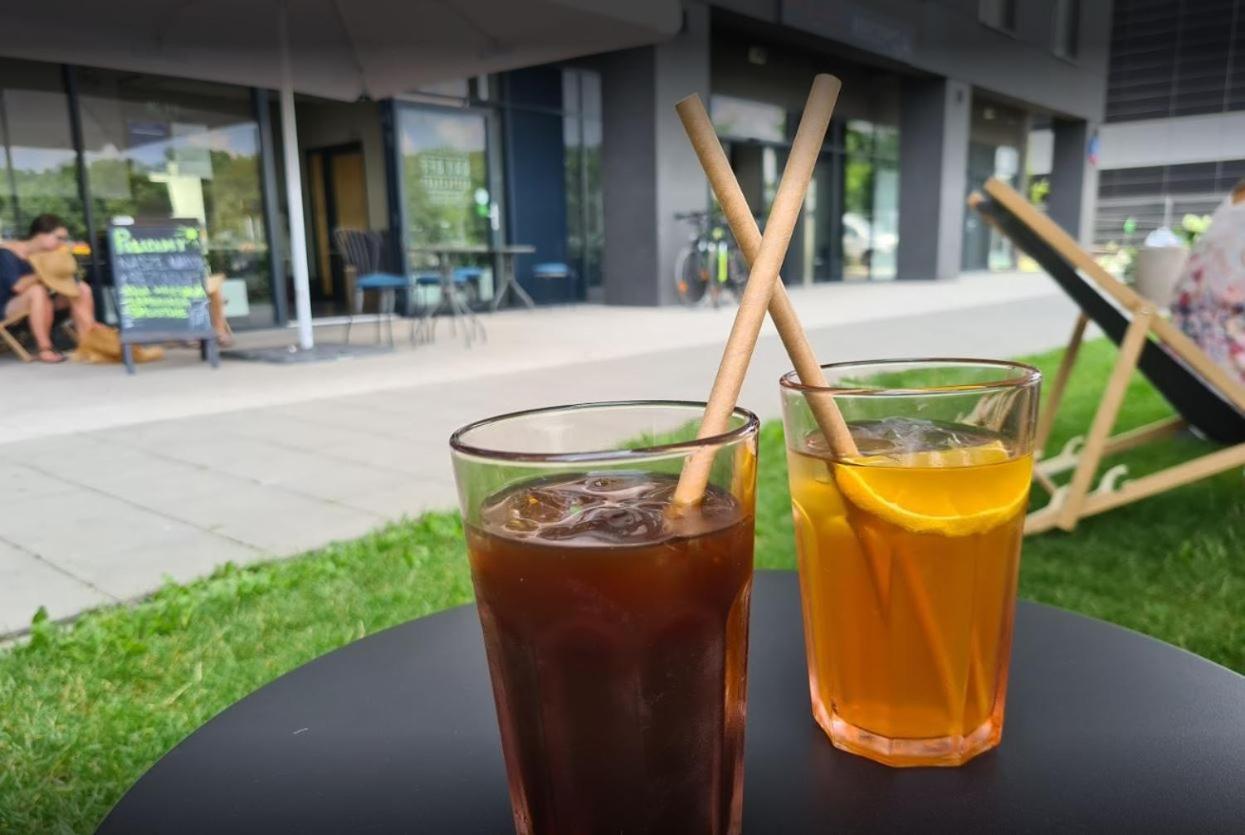 Apartament W Warszawie Dedykowany Parking Podziemny W Cenie, Wifi, Blisko Centrum New Apartment In Warsaw Finished To A High Specification Fitted Out To A High Standard On The 7Th Floor, Wifi, Underground Parking Price Included Εξωτερικό φωτογραφία